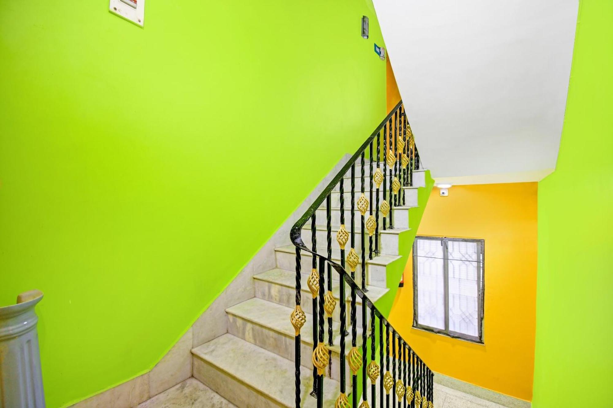 Hotel O Ankan Regency Near Acropolis Mall 콜카타 외부 사진